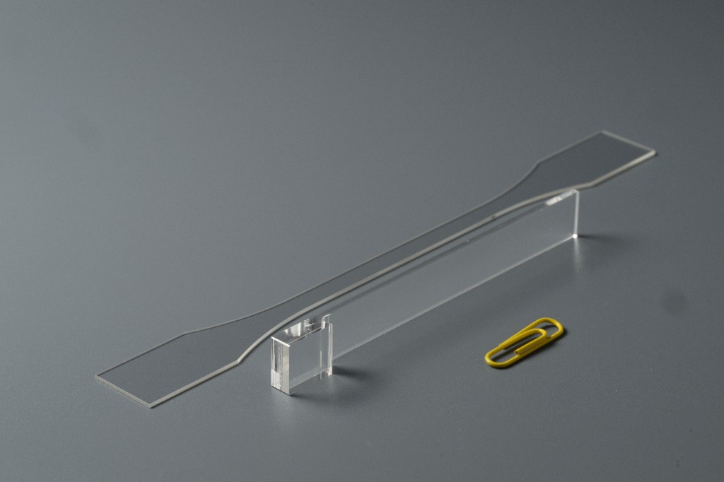 Custom sapphire and glass optical plates