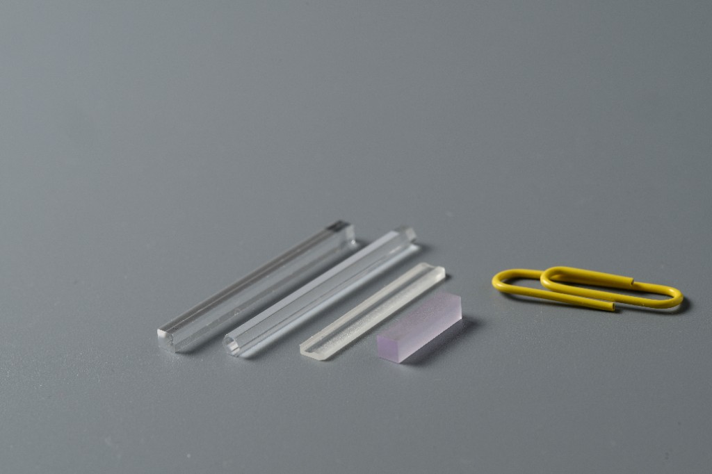 Rectangular and hexagonal sapphire and glass light guides